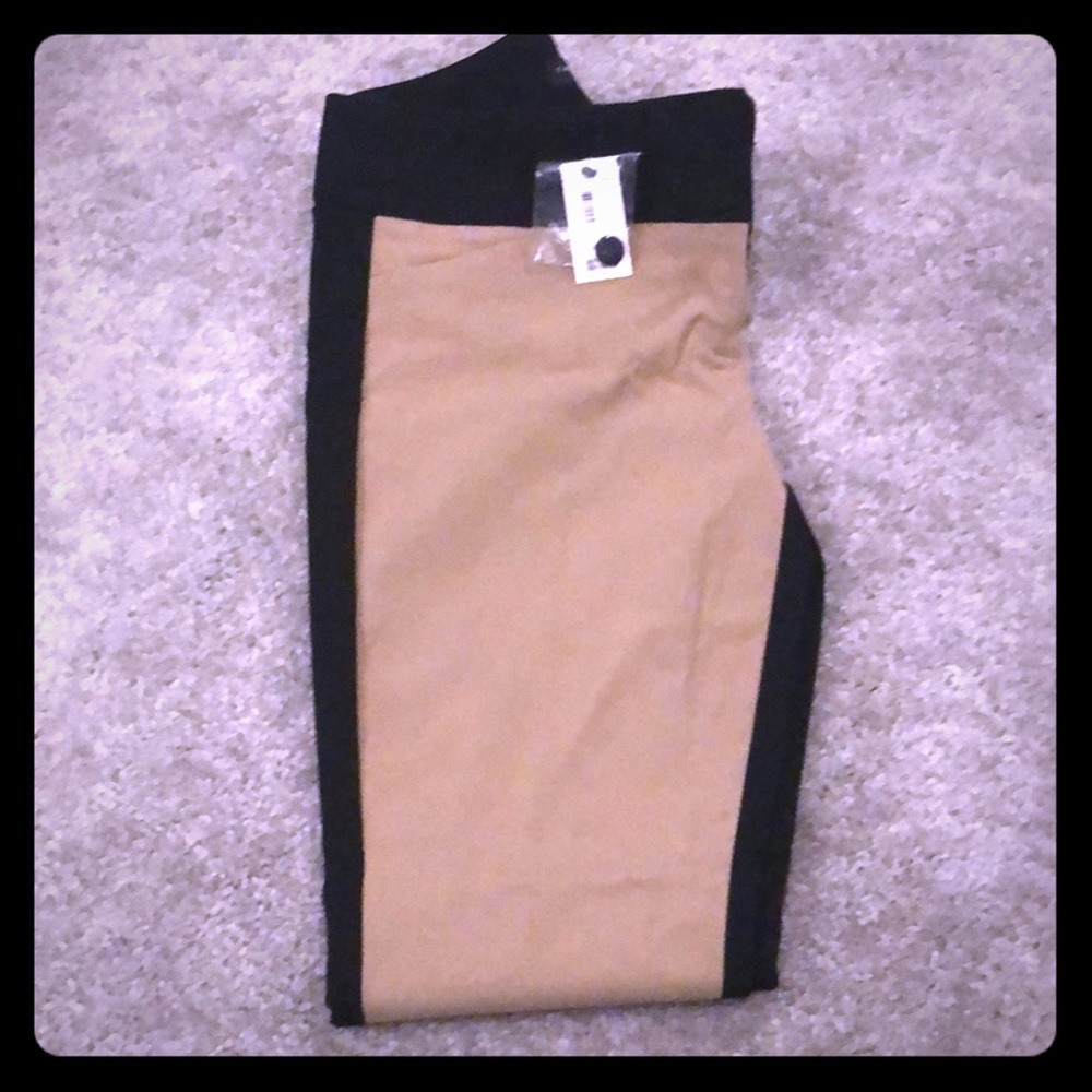 Two-Toned Cropped Skinny Leg Pant- BRAND NEW